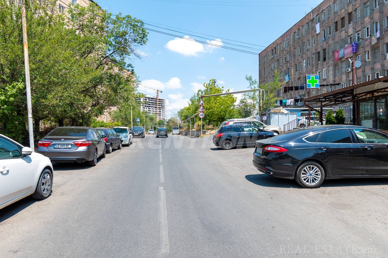 3 սենյականոց բնակարան  Մոլդովական փող, Նոր Նորք Երևան, 137933