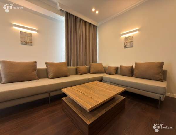 2-senyakanoc-bnakaran-vacharq-Yerevan-Center