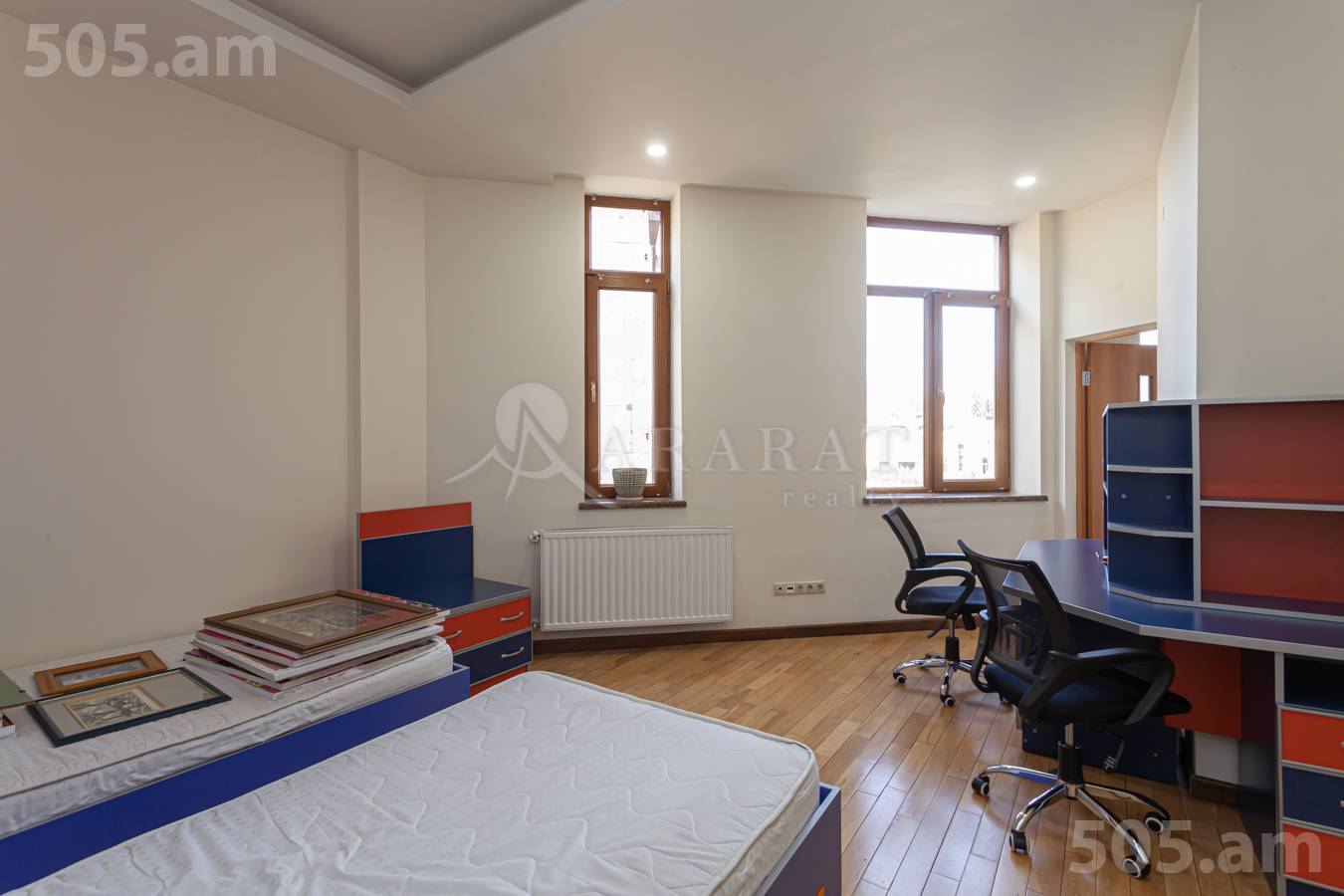 4 bedroom apartment for rent Azatutyan Ave, Arabkir Yerevan, 154351