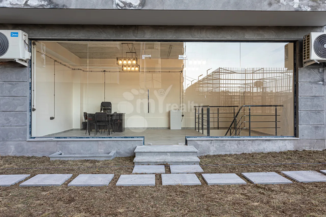 Կոմերցիոն տարածք  Սևակի փող, Քանաքեռ-Զեյթուն Երևան, 157320