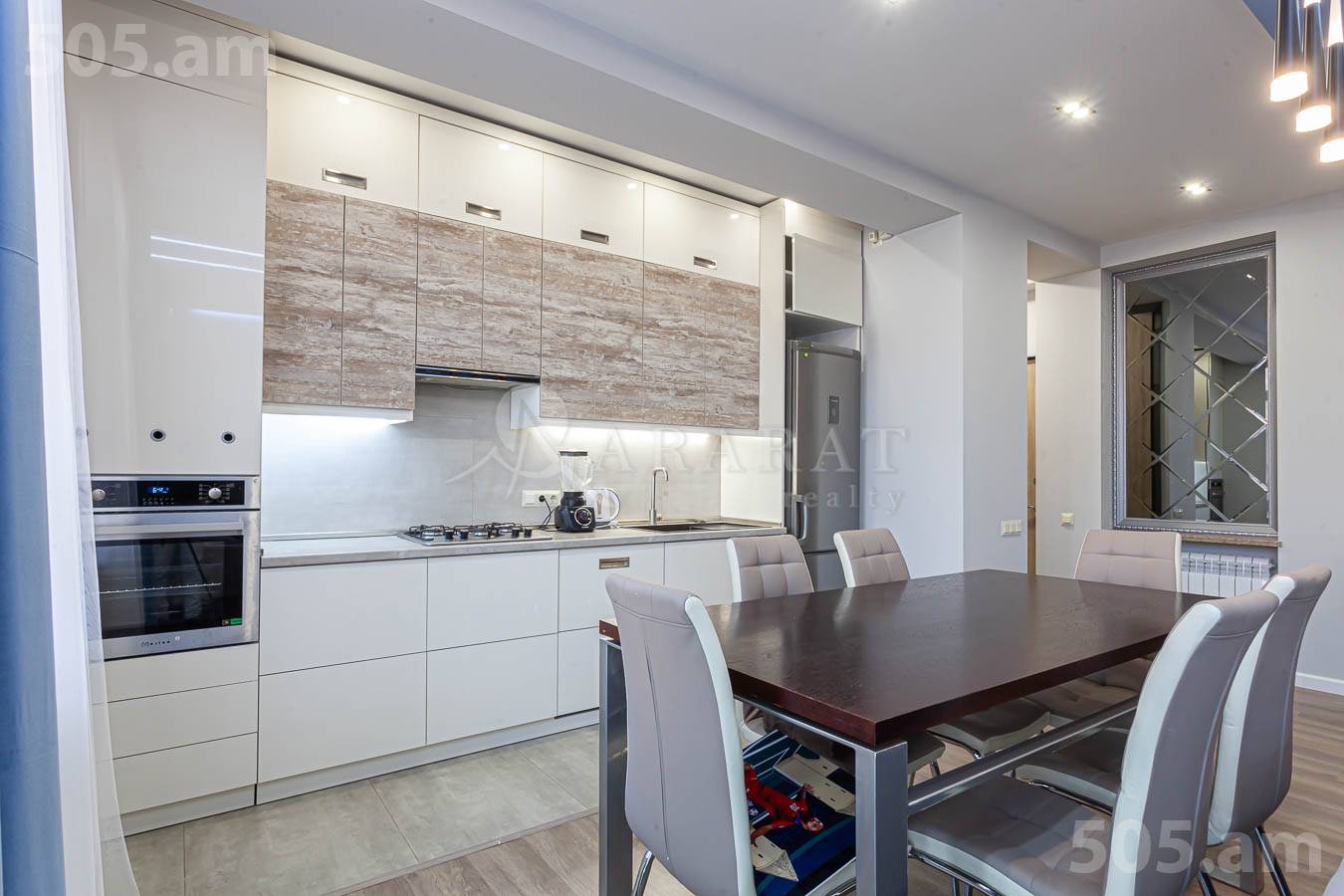 3 bedroom apartment for sale Mashtots Ave, Center Yerevan, 154218