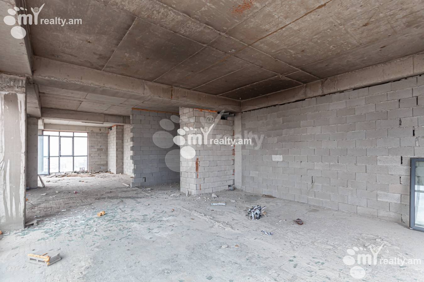 4 bedroom apartment for sale خیابان ا. کاخاتریان, عربگیر ایروان, 139575