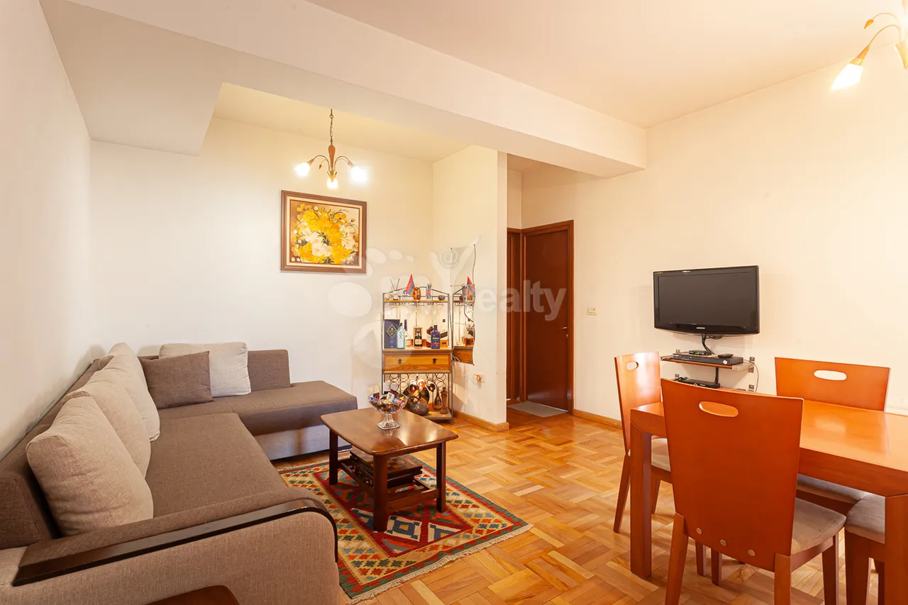 2 bedroom apartment for rent Koghbatsi St, Center Yerevan, 158130