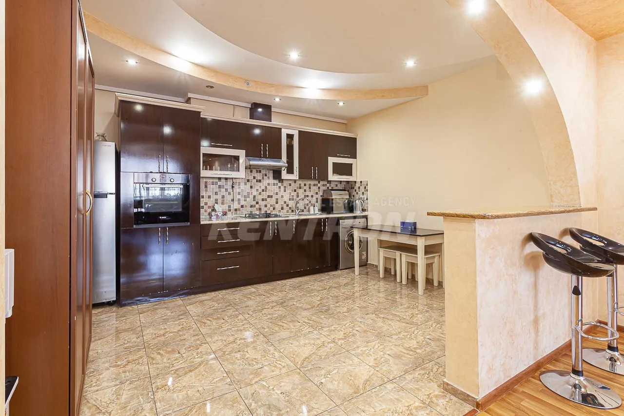 2 սենյականոց բնակարան վարձով Արամի փող, Կենտրոն Երևան, 158832