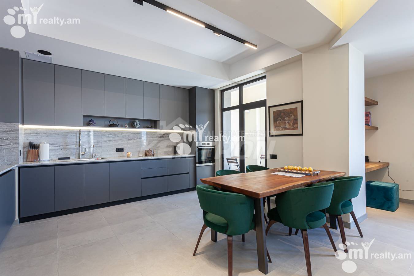 Купить 3 комнатную квартиру улица Маро Маргаряна, Арабкир Ереван, 155851