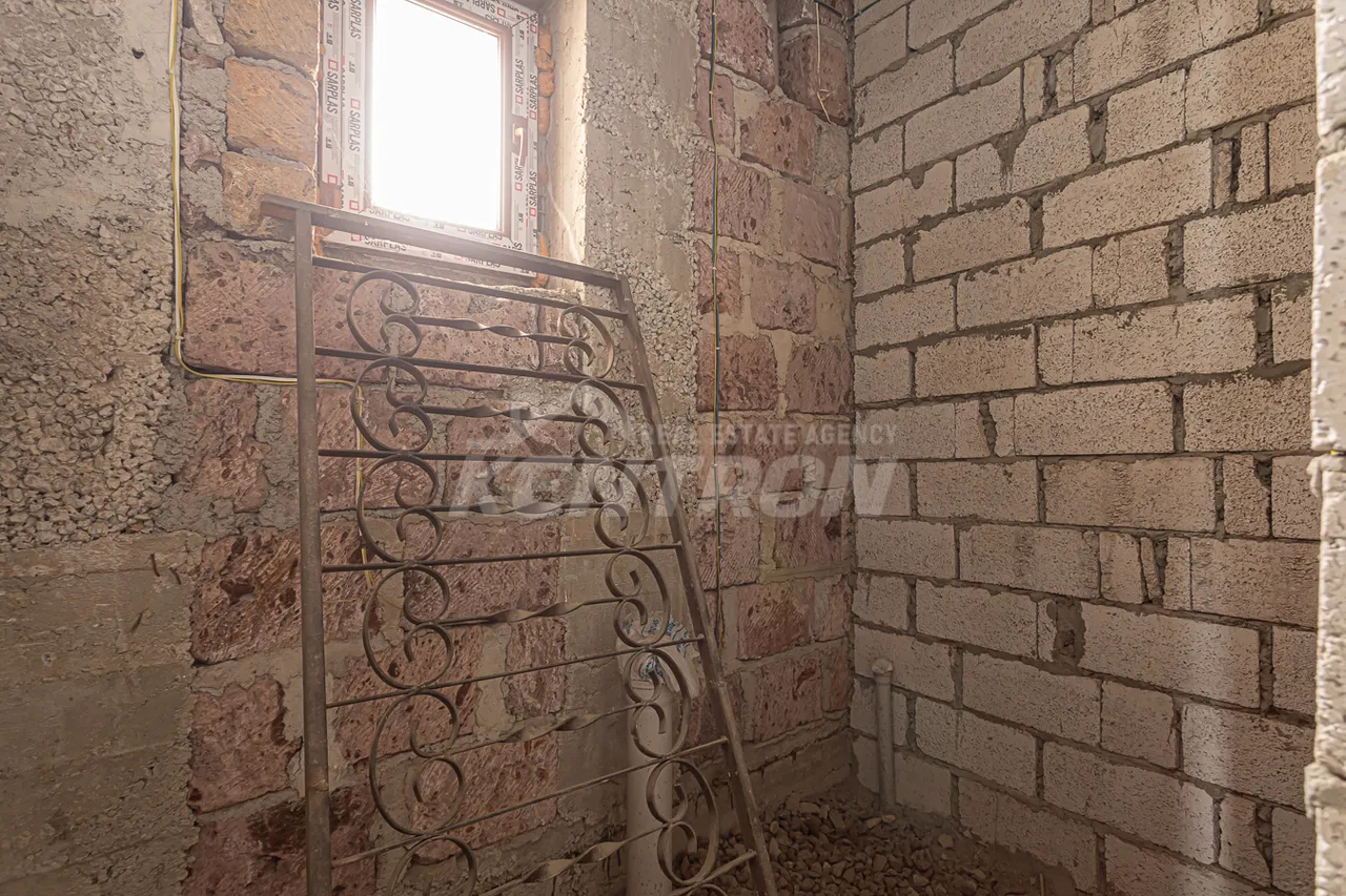 House for sale Kanaker 5 St, Qanaqer- Sejtun Yerevan, 159295