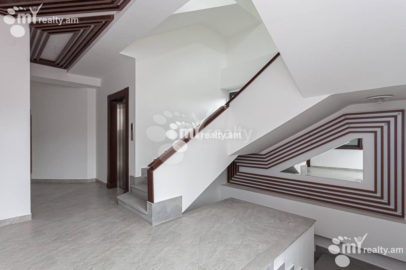 3 bedroom apartment for sale خیابان گ. هوفسِپیان, نورک ماراش ایروان, 148500