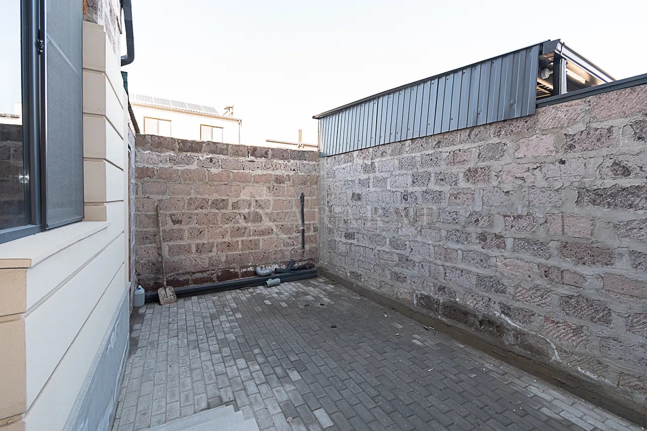 Купить дом Паруйр Севак 11, Аван Ереван, 159480