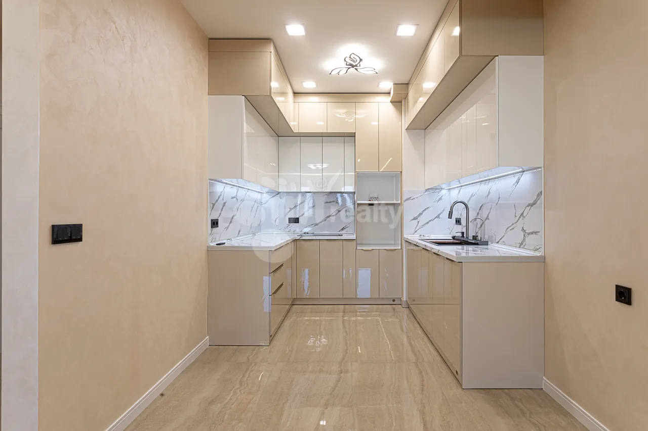 3 bedroom apartment for rent Sevak St, Quanaquère-Zeytoun Yerevan, 161857