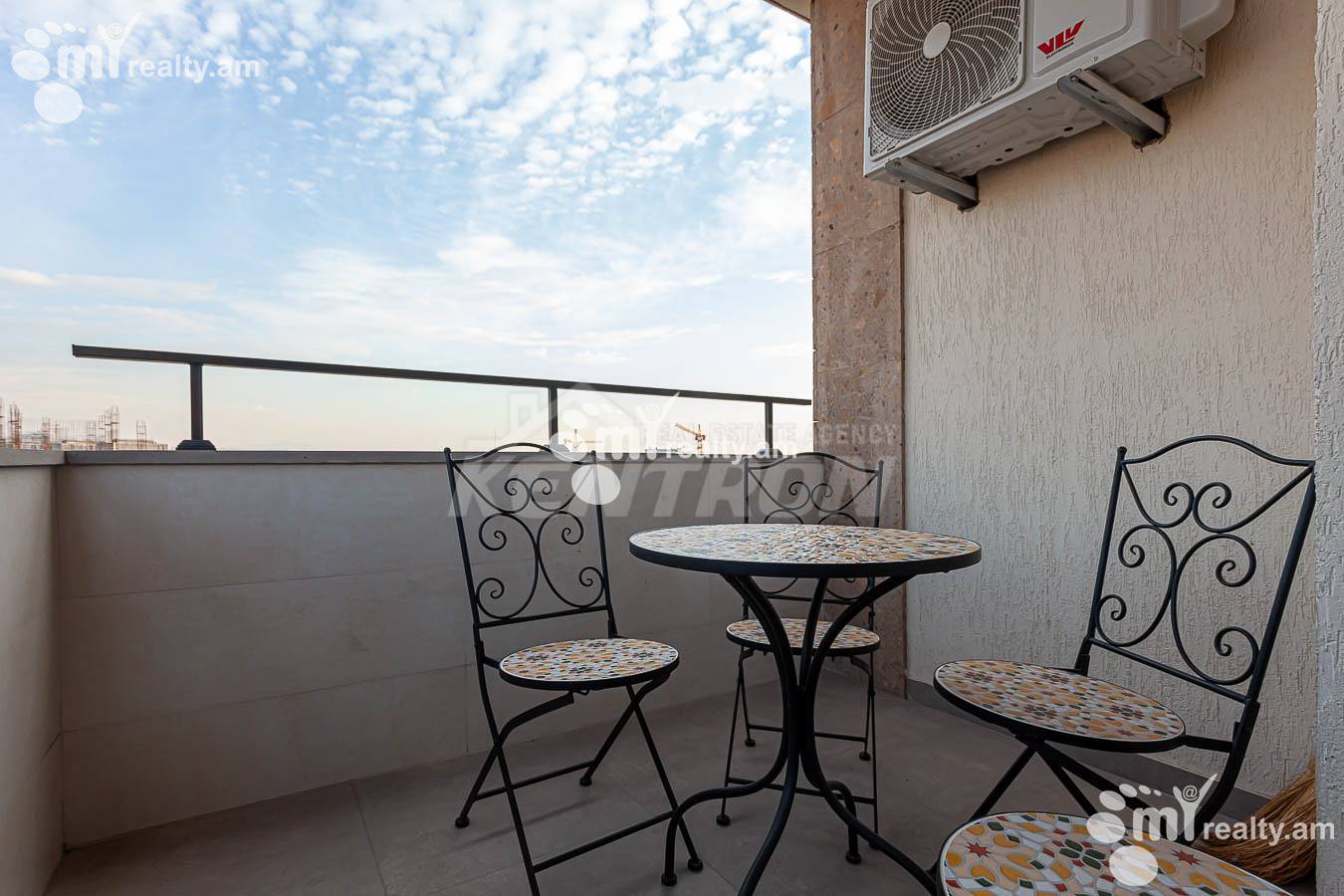 4 սենյականոց բնակարան  Արղության փող, Արաբկիր Երևան, 157087