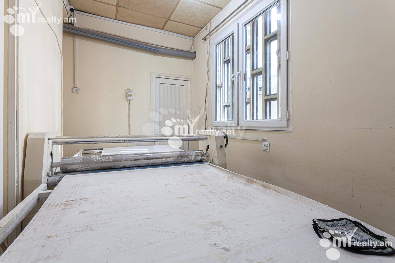 Commercial for sale خیابان کومیتاس, عربگیر ایروان, 155497