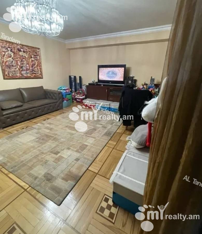 4 սենյականոց բնակարան  Շիրազի փող, Աջափնյակ Երևան, 156568