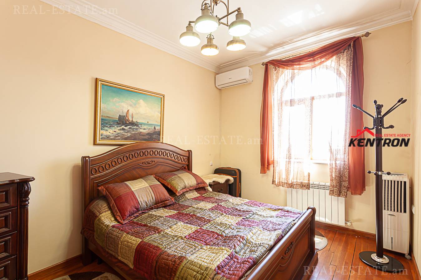 House for sale Barbyus St, Arabkir Yerevan, 133875