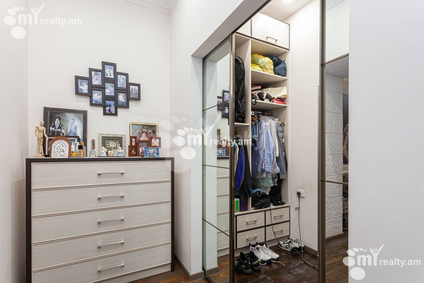 4 սենյականոց բնակարան  Մաշտոցի պող, Կենտրոն Երևան, 154549