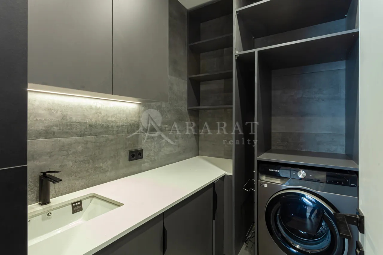 4 bedroom apartment for sale Aram St, Center Yerevan, 158707