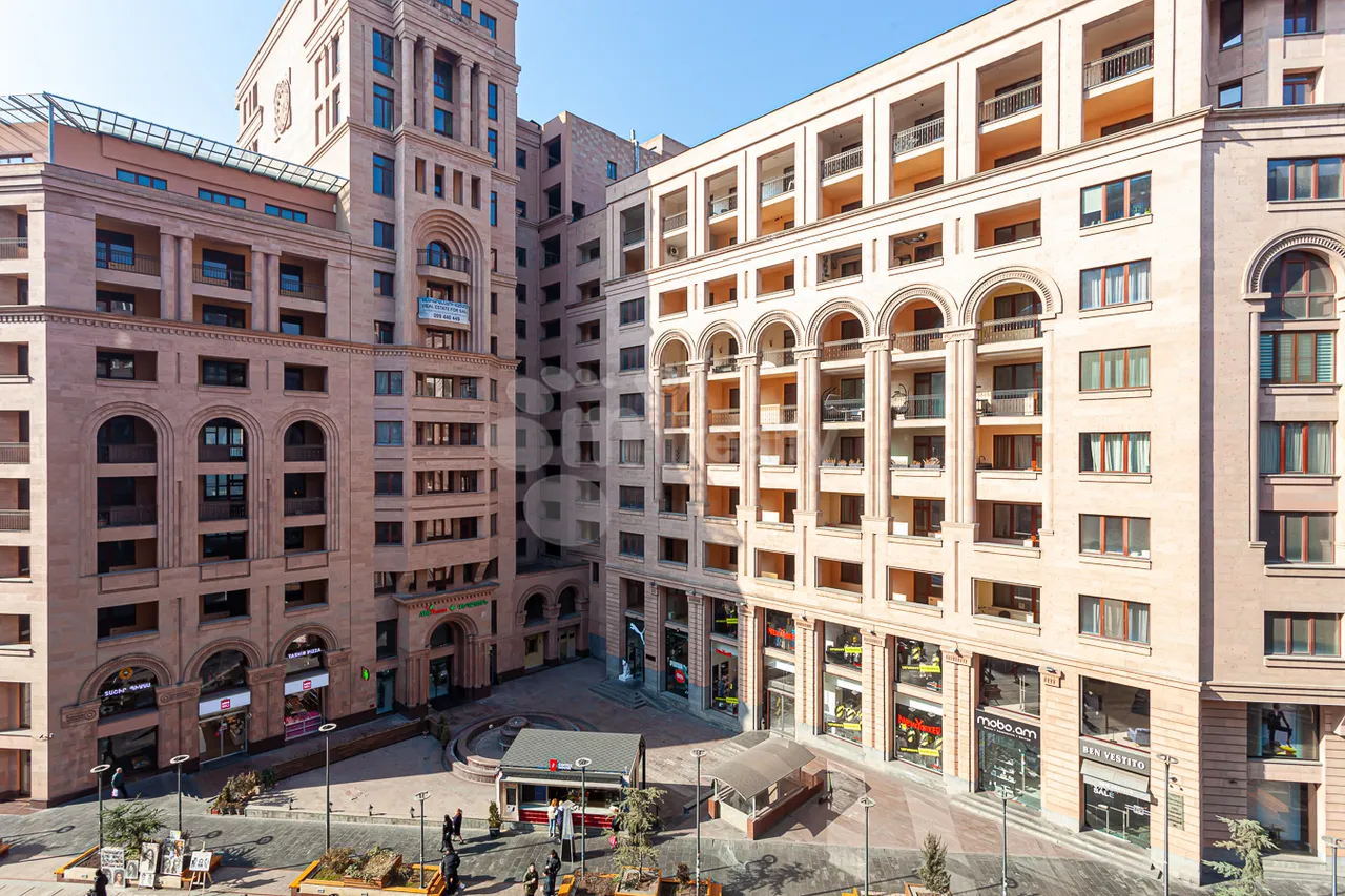 4 bedroom apartment for sale (خیابان نورترن (شمالی, مرکز شهر ایروان, 157217