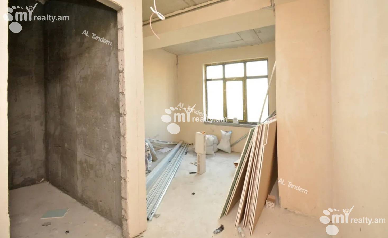 3 սենյականոց բնակարան  Արշակունյաց պող, Կենտրոն Երևան, 158257