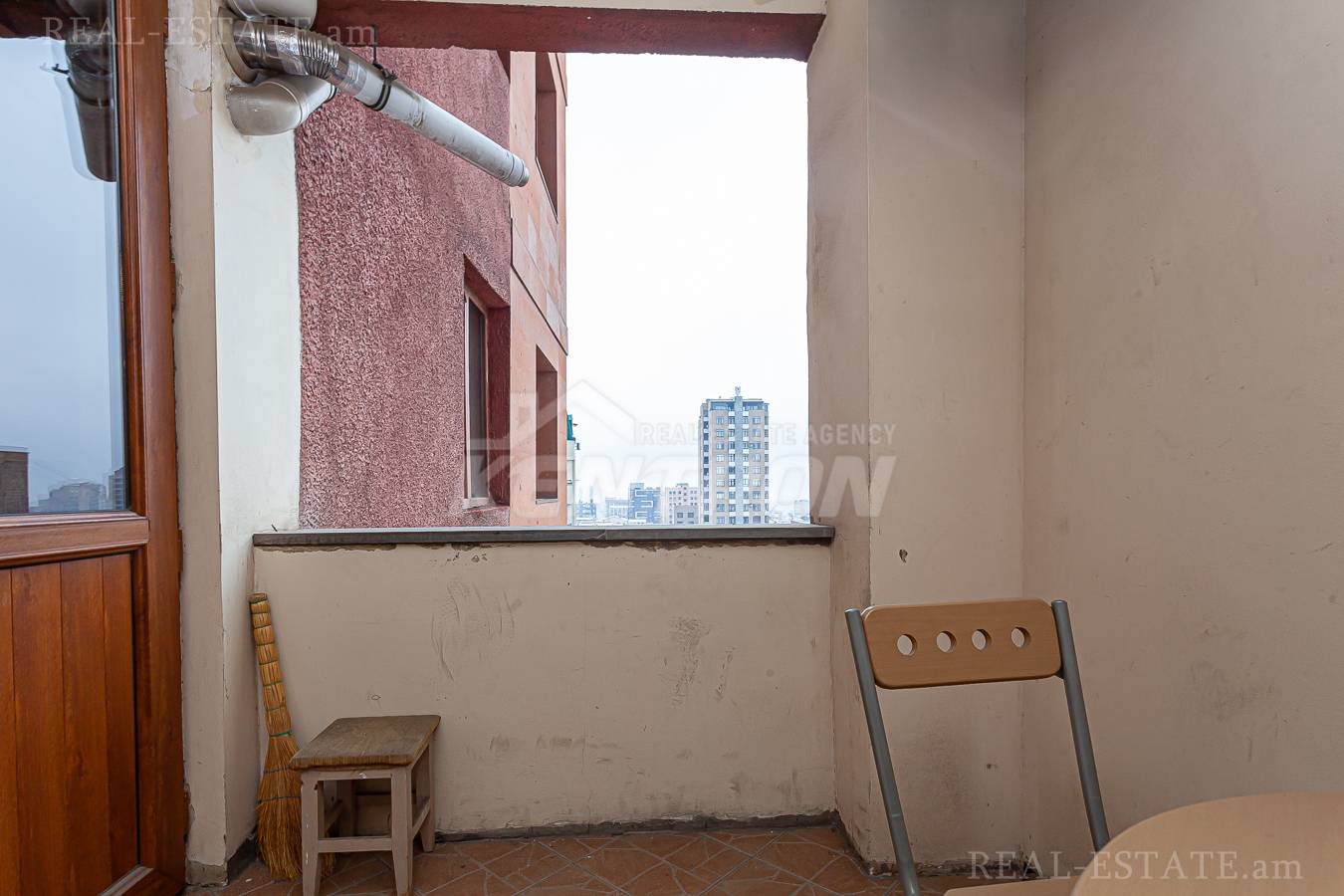 3 սենյականոց բնակարան  Կոմիտասի պող, Արաբկիր Երևան, 143995