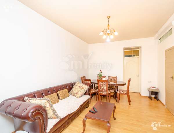 3-bedroom/apartment-for-sale/Mashtots+Ave/Center/Yerevan