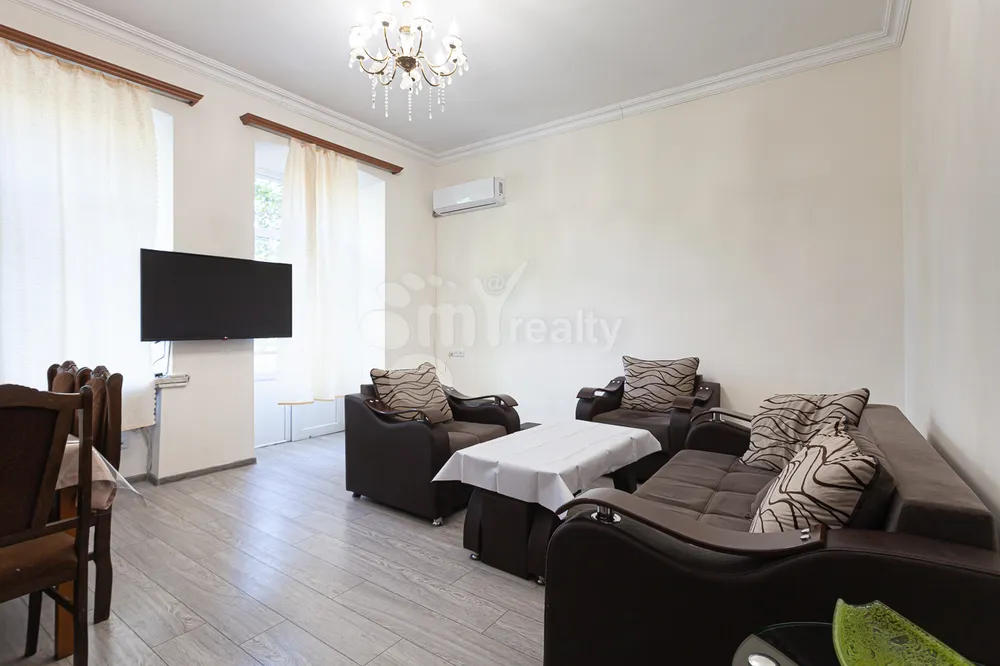3-bedroom/apartment-for-rent/Mashtots+Ave/Center/Yerevan