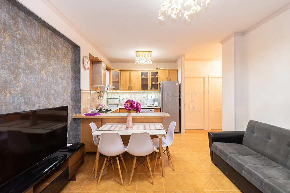 2-bedroom/apartment-for-rent/Antarayin+St/Center/Yerevan