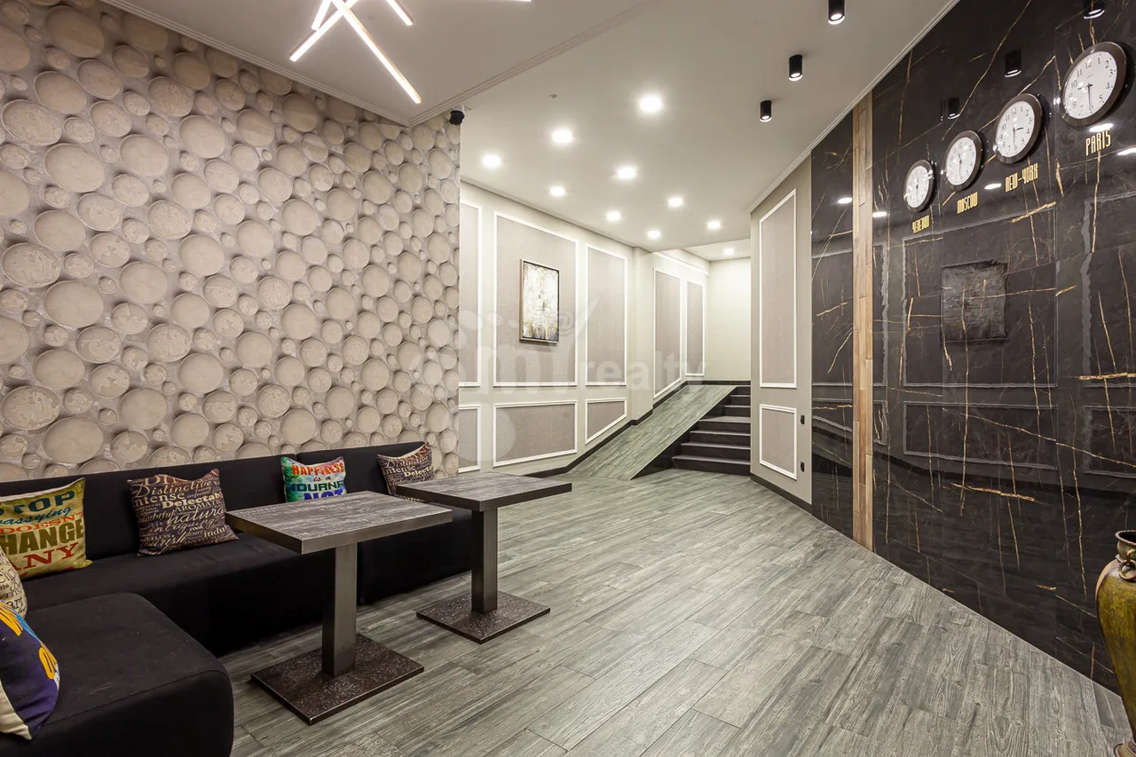 4 bedroom apartment for sale Northern (Hyusisayin)  Ave, Center Yerevan, 157217