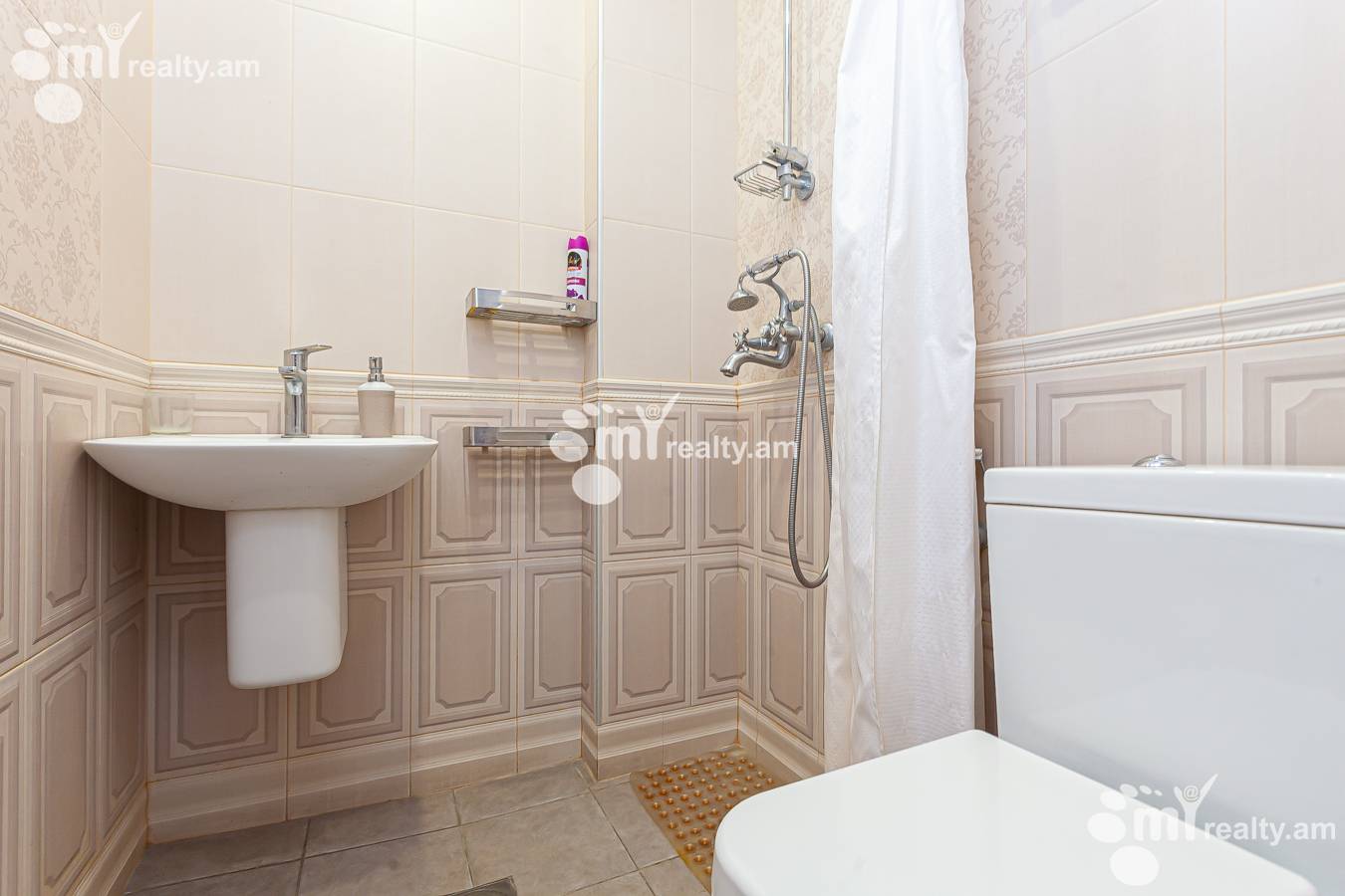 Commercial property for sale Zakyan St, Center Yerevan, 143784