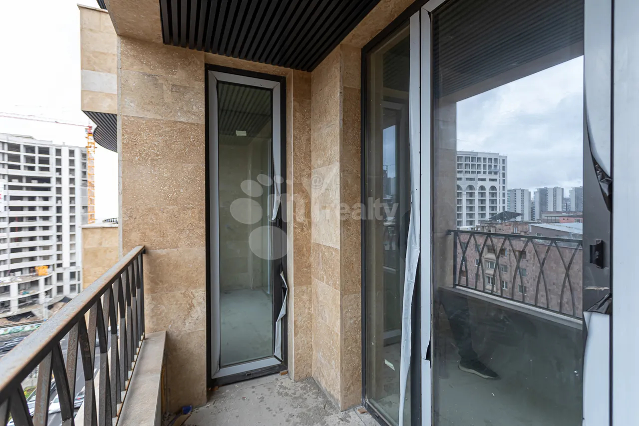 4 սենյականոց բնակարան  Կ. Ուլնեցու փող., Քանաքեռ-Զեյթուն Երևան, 160033