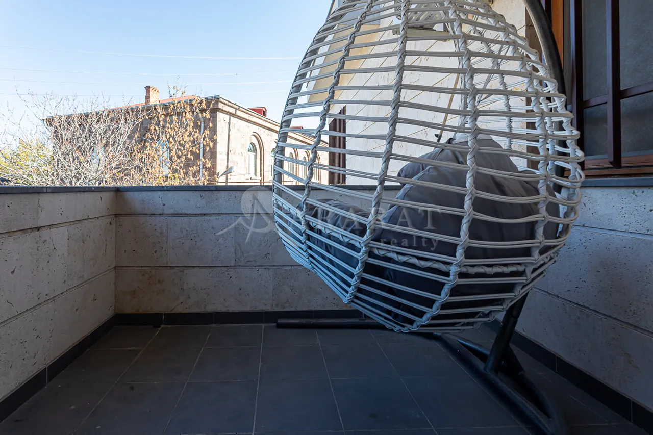 Առանձնատուն  Լուսինյանց փող., Կենտրոն Երևան, 157387