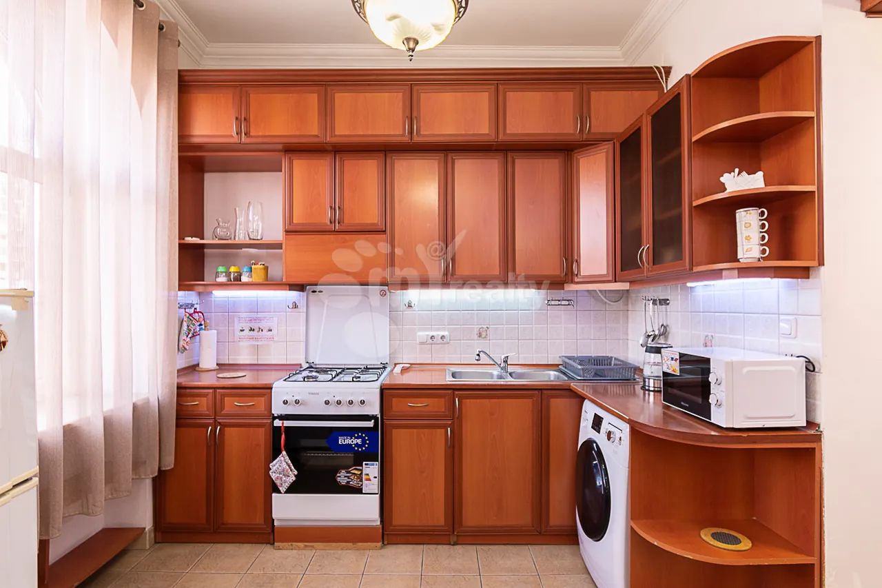 1 bedroom apartment for sale خیابان کوریون, مرکز شهر ایروان, 159843