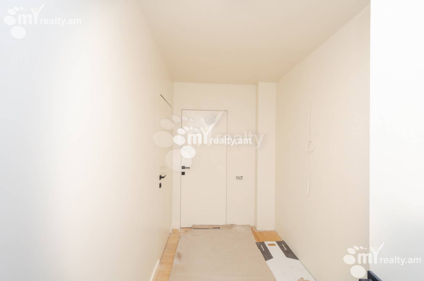 3 bedroom apartment for sale Teryan St, Center Yerevan, 137140