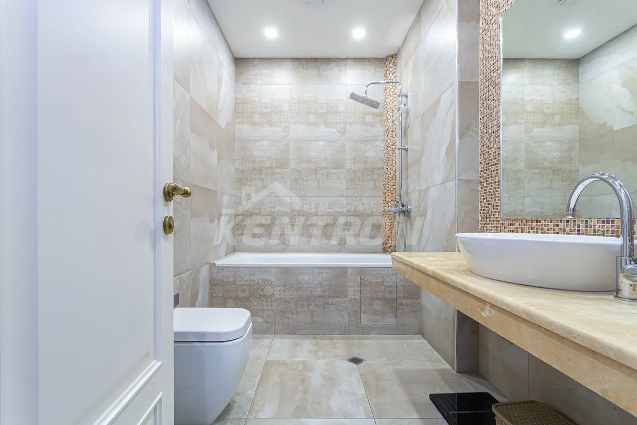 5 bedroom apartment for sale V.Vagharshyan St, Arabkir Yerevan, 159689