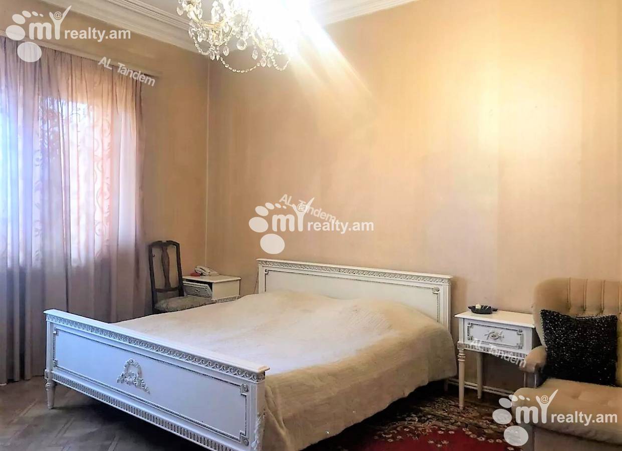House for sale Antarayin St, Center Yerevan, 130458