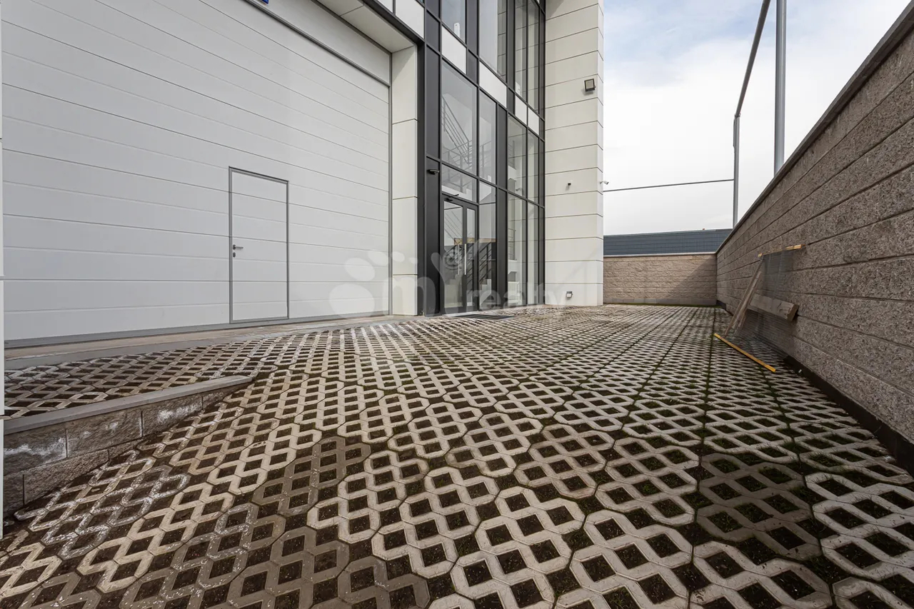 Կոմերցիոն տարածք նորակառույցում վարձով 1 ին զանգված, Ձորաղբյուր Կոտայք, 159709