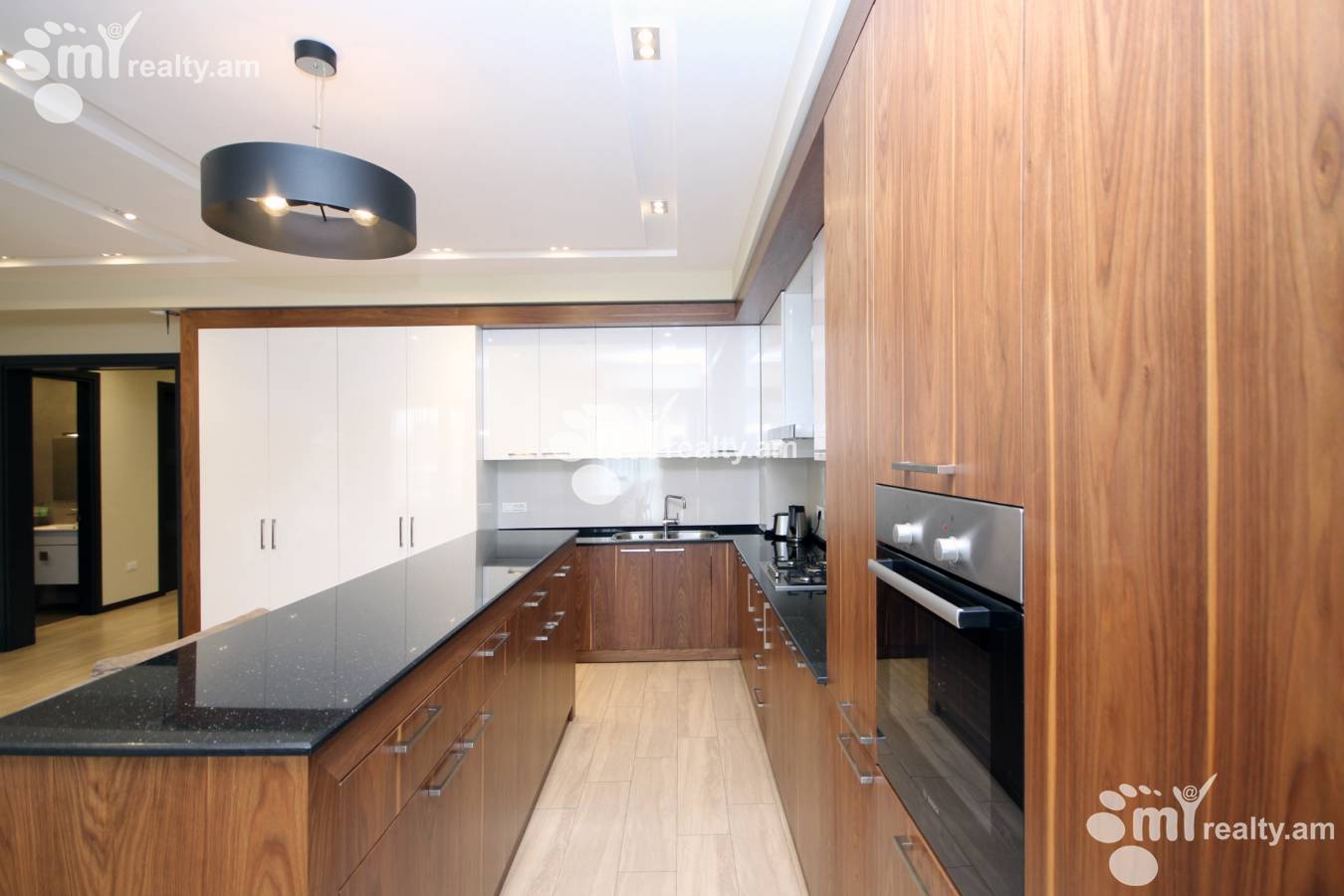 3 bedroom apartment for sale Hanrapetutyan St, Center Yerevan, 159599