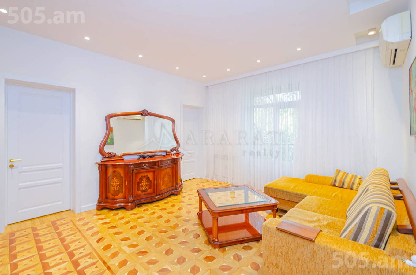 3 bedroom apartment for sale Mashtots Ave, Center Yerevan, 139404
