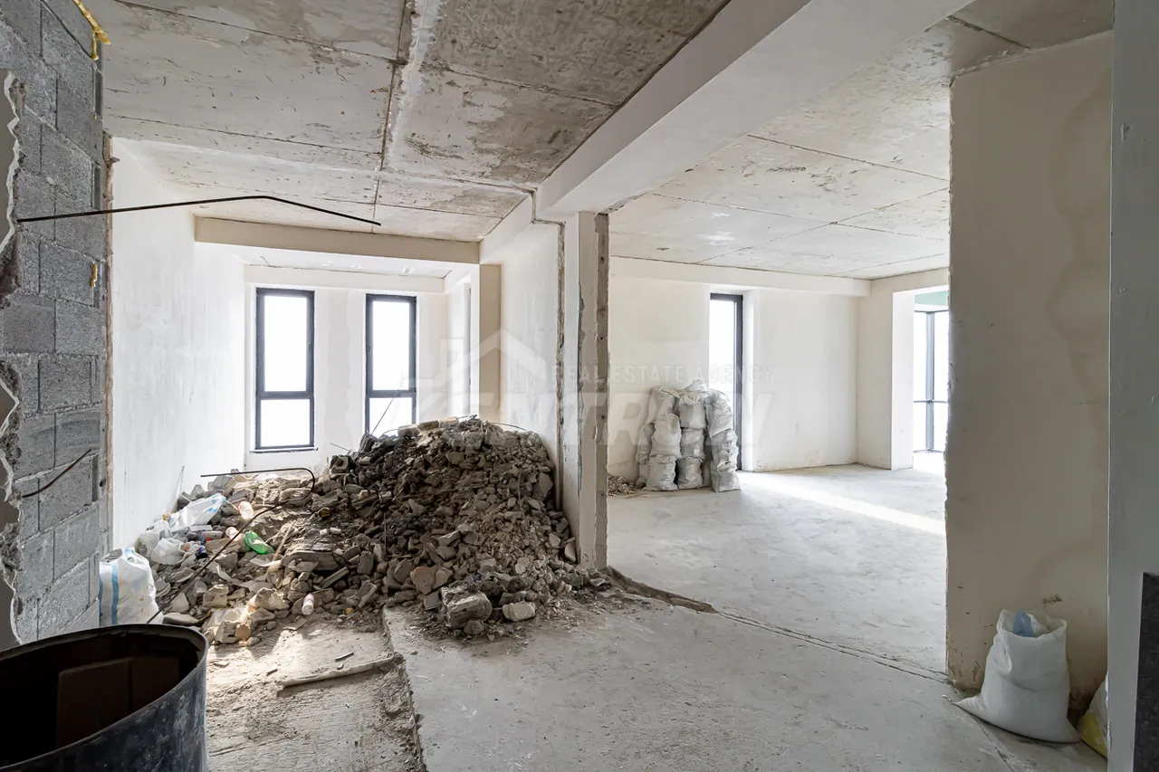 3 bedroom apartment for sale Aghbyur Serob St, Arabkir Yerevan, 157841