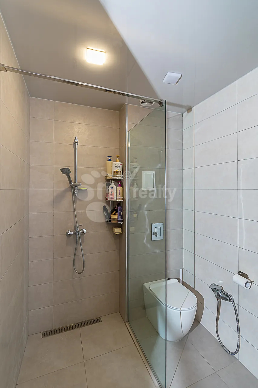 4 bedroom apartment for sale Paronyan St, Center Yerevan, 161626
