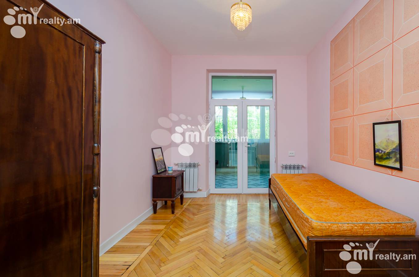 3 bedroom apartment for sale Saryan St, Center Yerevan, 152720