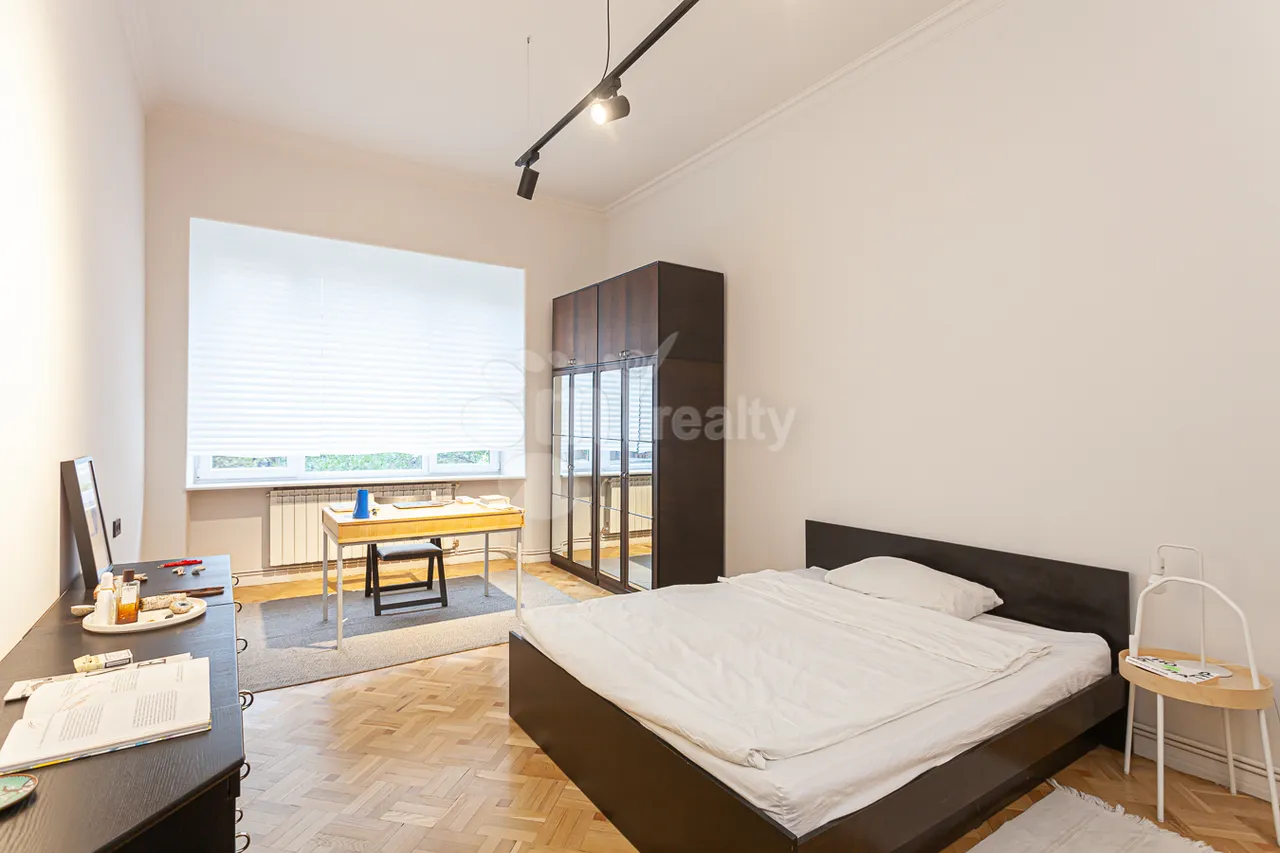 3 bedroom apartment for rent Pushkin St, Center Yerevan, 161840