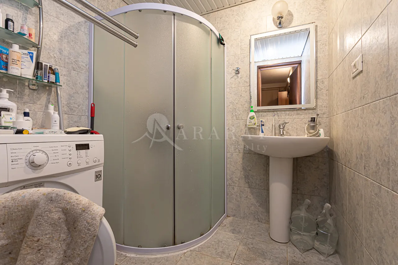 3 bedroom apartment for sale V.Papazyan St, Arabkir Yerevan, 159231