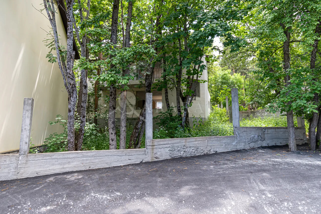 House for sale V. Harutyunyan street, Tsaghkadzor Kotayk, 157256