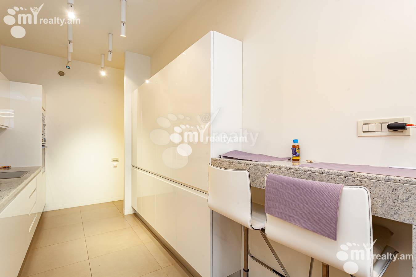 4 bedroom apartment for rent Vardanants St, Center Yerevan, 144857