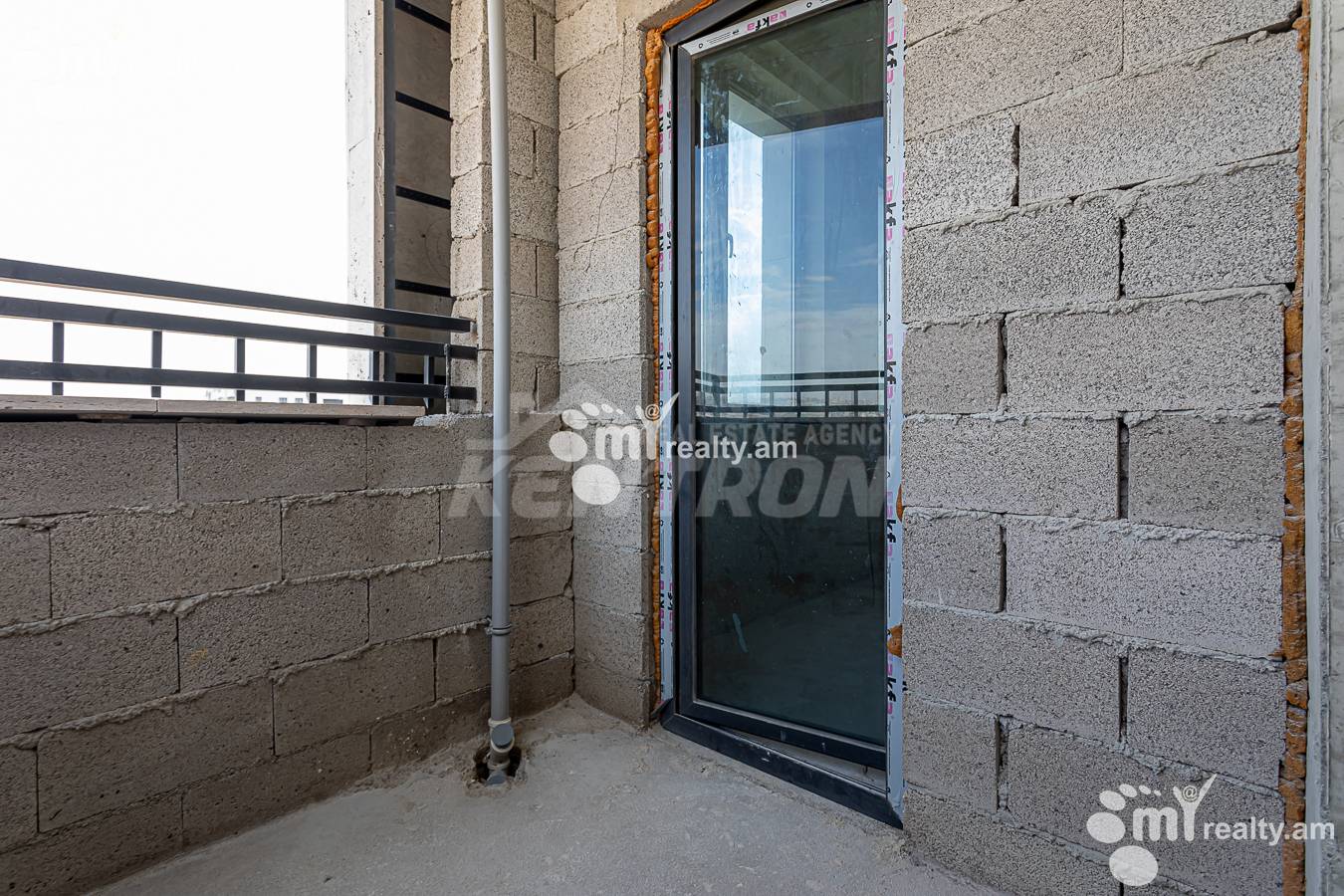 3 bedroom apartment for sale خیابان تسوواکال ایساکوف, مرکز شهر ایروان, 156849