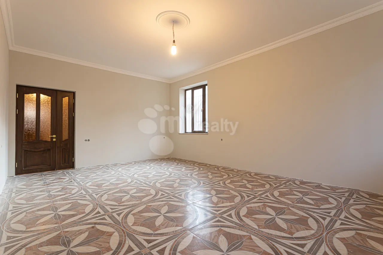 House for sale Davtashen 3 district, Davtachène Yerevan, 158570