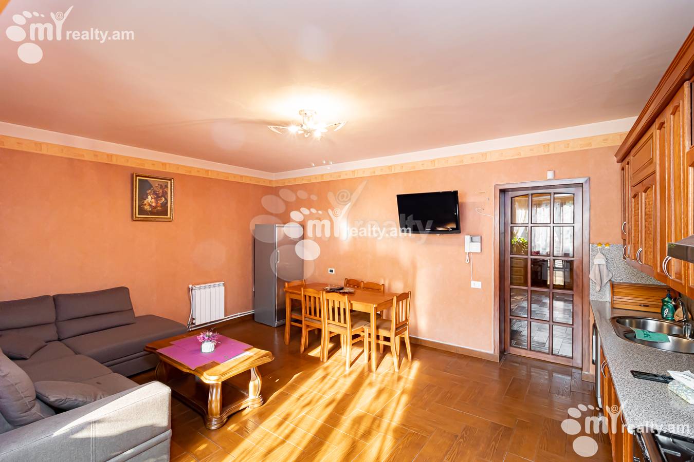 Купить 3 комнатную квартиру Орбели Ехбайрнери ул, Арабкир Ереван, 153788