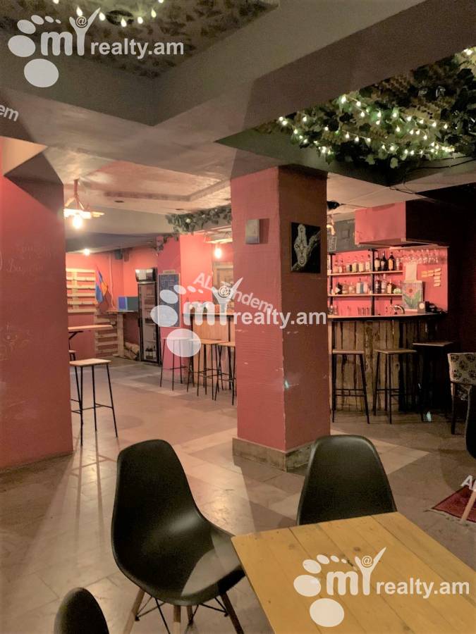 Commercial for sale خیابان موسکوویان, مرکز شهر ایروان, 136030
