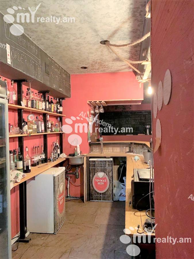 Commercial for sale خیابان موسکوویان, مرکز شهر ایروان, 136030