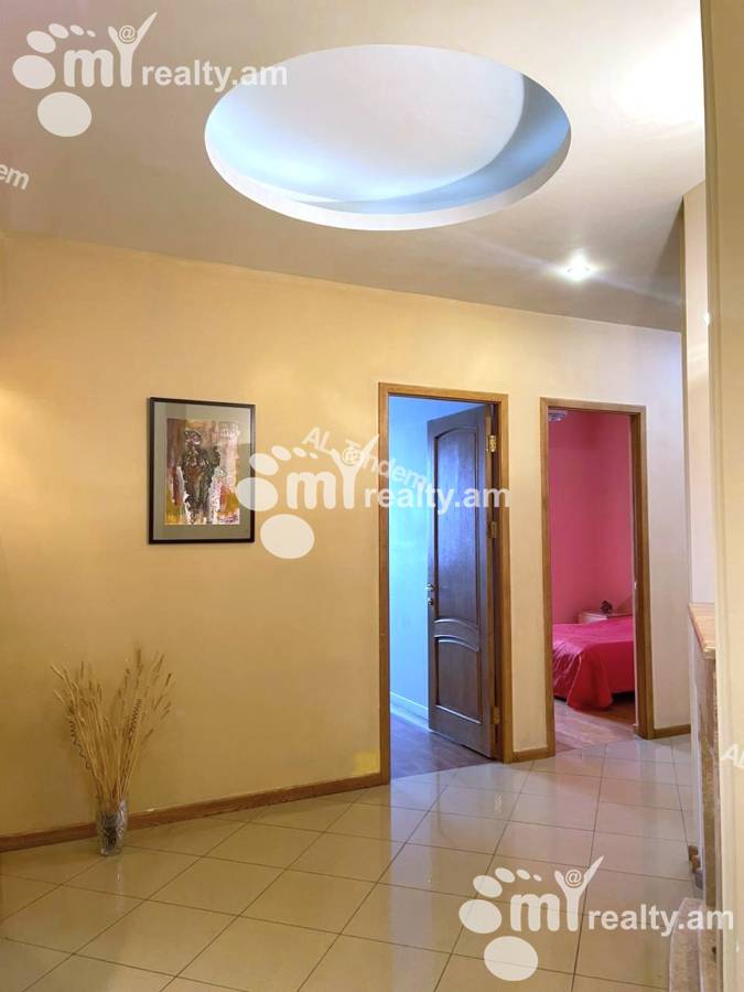 Купить 5 комнатную квартиру Пушкин ул, Центр Ереван, 144175