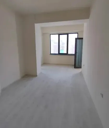 3 սենյականոց բնակարան  Գրիբոեդովի փող, Արաբկիր Երևան, 159966